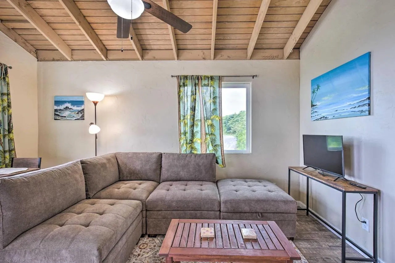 Airy Kailua-Kona Apt Less Than 3 Mi To Beach Access! Apartment