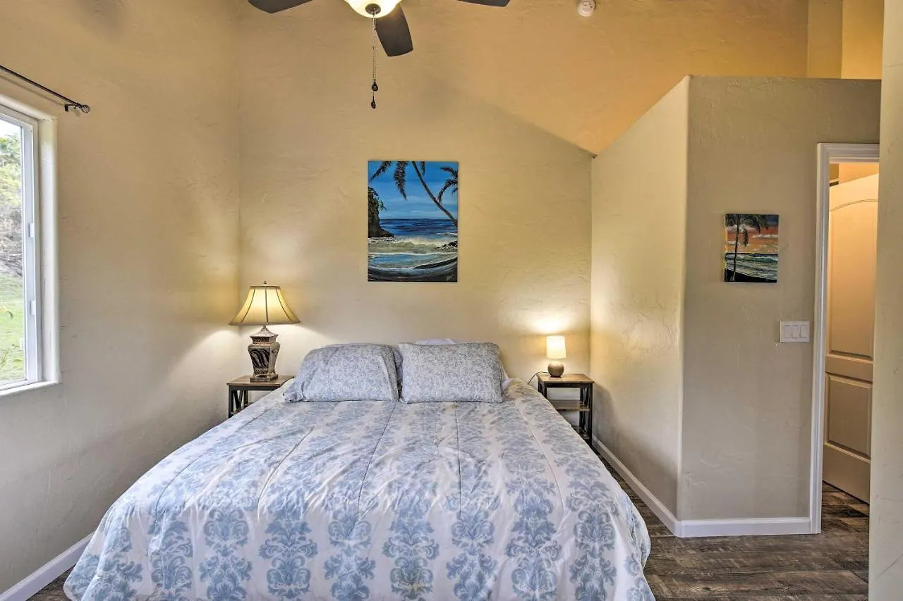 Airy Kailua-Kona Apt Less Than 3 Mi To Beach Access!