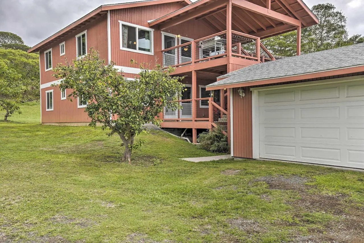 Airy Kailua-Kona Apt Less Than 3 Mi To Beach Access!