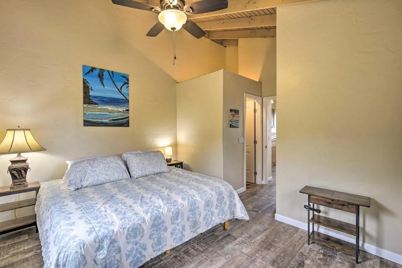 Airy Kailua-Kona Apt Less Than 3 Mi To Beach Access! United States