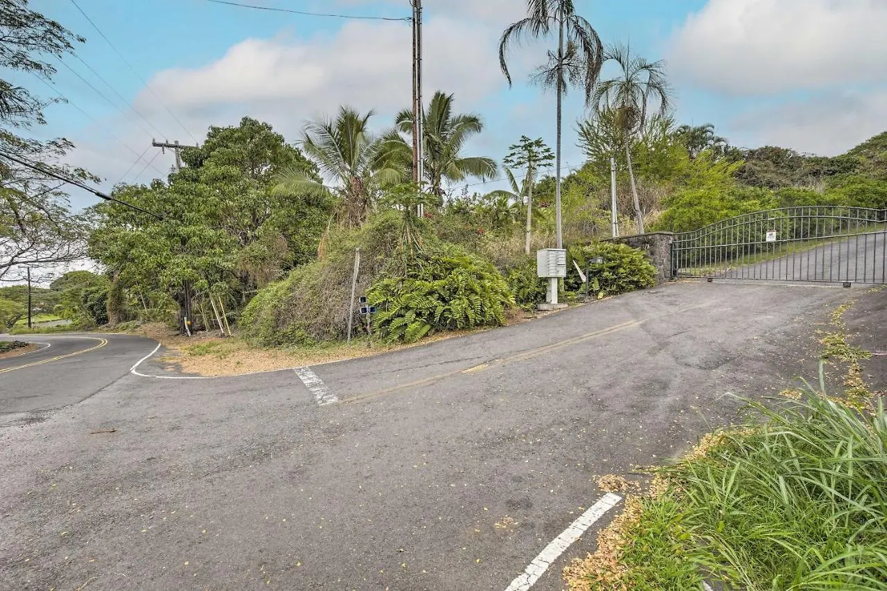 Airy Kailua-Kona Apt Less Than 3 Mi To Beach Access! 0*,  United States