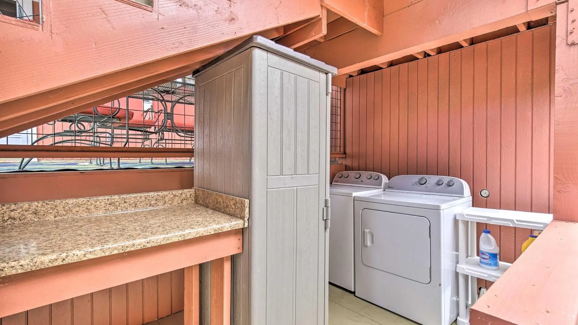Airy Kailua-Kona Apt Less Than 3 Mi To Beach Access! 0*,  United States